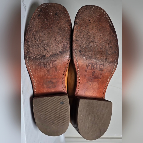 Frye Banana Campus Heeled Boots 8 1/2 - Picture 12 of 14